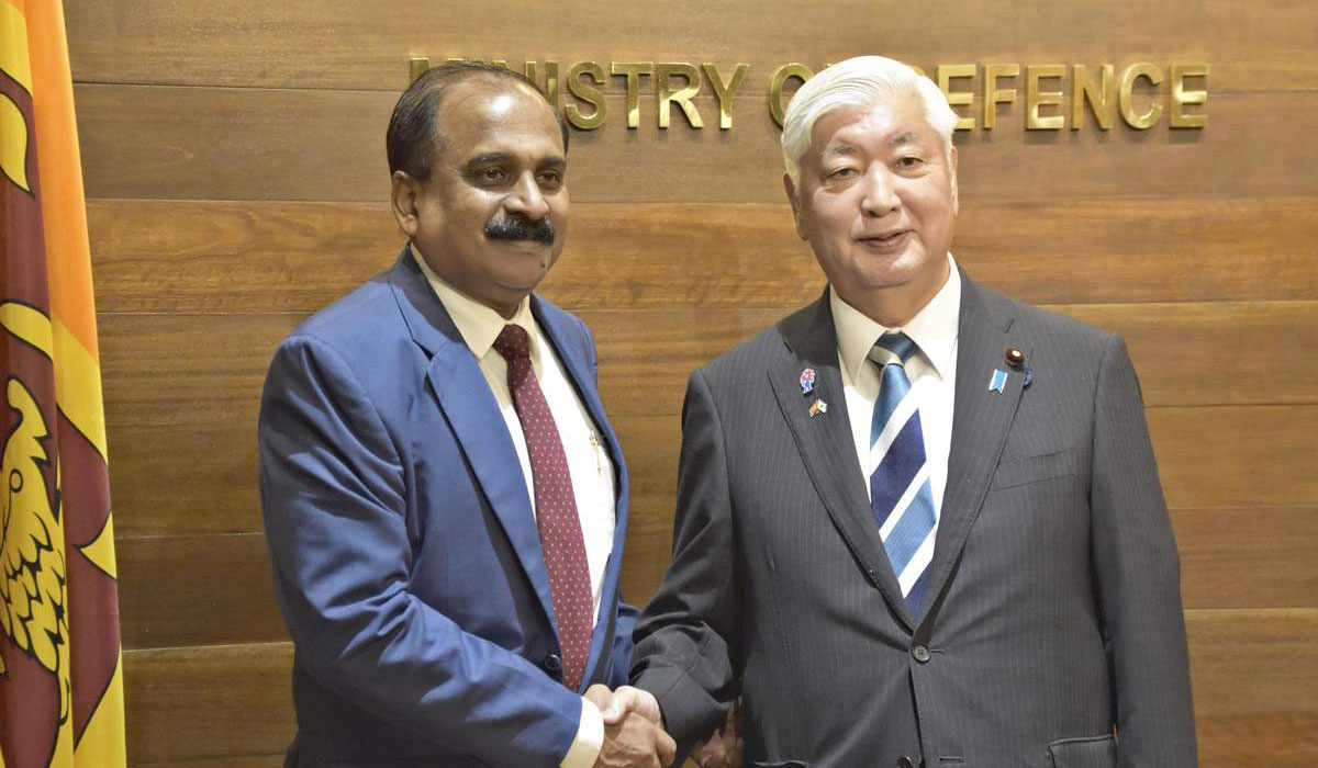 Sri Lanka, Japan holds talks on strengthening defence ties