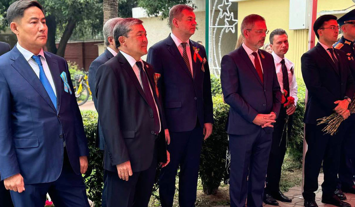 The Russian Embassy in India hosted a solemn rally on the occasion of the 80th anniversary of the Victory Day