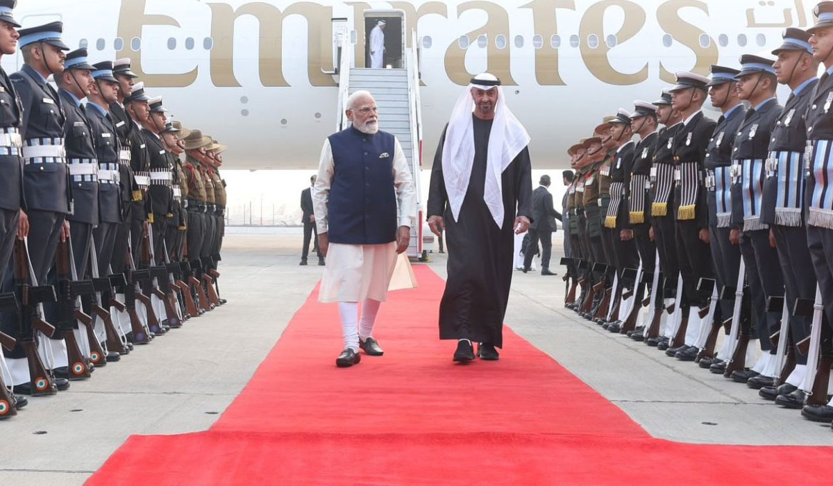 Warm Gesture Highlights India–UAE Ties as Modi Receives Emirati President at Airport