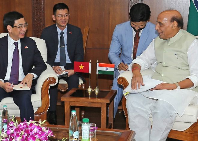 India–Vietnam Defence Ties Strengthened as Rajnath Singh Meets General Phan Van Giang in New Delhi