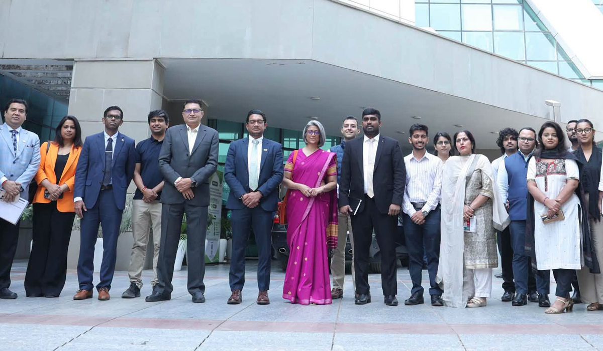 Deputy Minister Chathuranga Abeysinghe promotes investment